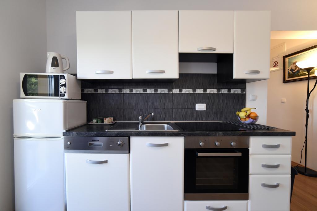 Apartments Rudy Ядраново Экстерьер фото