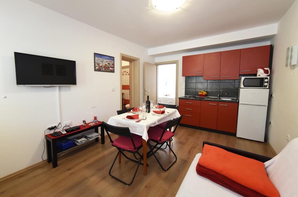 Apartments Rudy Ядраново Экстерьер фото